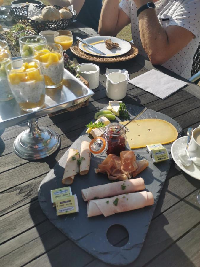 Bed & Bokes Aan De Maaskant Lanaken Luaran gambar
