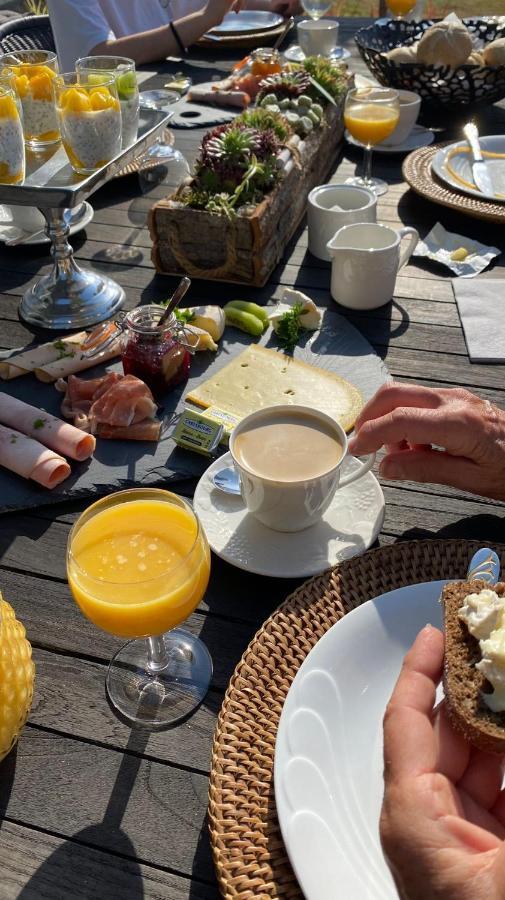 Bed & Bokes Aan De Maaskant Lanaken Luaran gambar